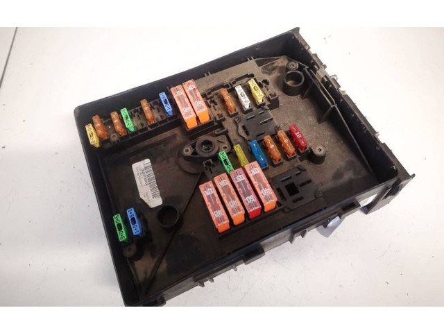 Блок предохранителей  1k0937125, 1K0937125   Skoda Octavia Mk2 (1Z)    