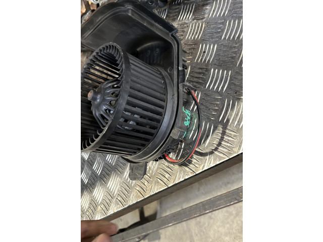 Вентилятор печки 7701057683 Renault Clio II