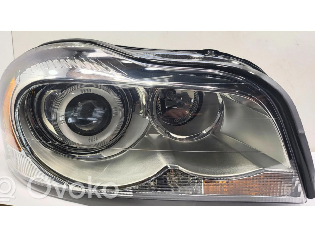 Передняя фара  