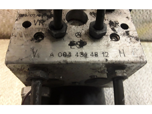 Jednotka ABS 0044314812, 0130108096 Mercedes-Benz CLK A208 C208 1998