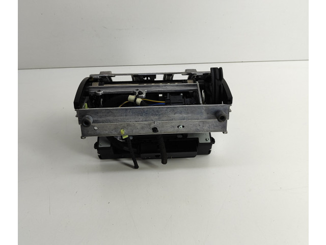 Дисплей    773937, 773937   Audi A8 S8 D3 4E