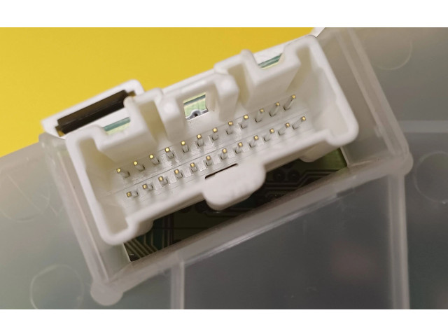 Блок управления 1HGAK4D Mazda 6