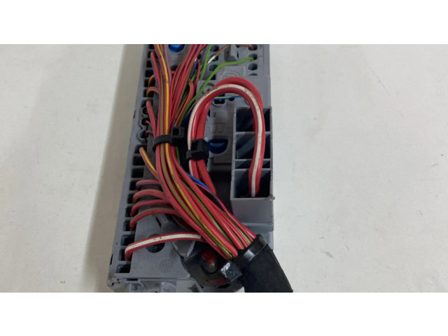 Pojistková skříňka 935031302 BMW 5 G30 G31 2017