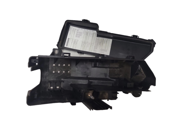 Блок предохранителей  9494210   Volvo XC90    