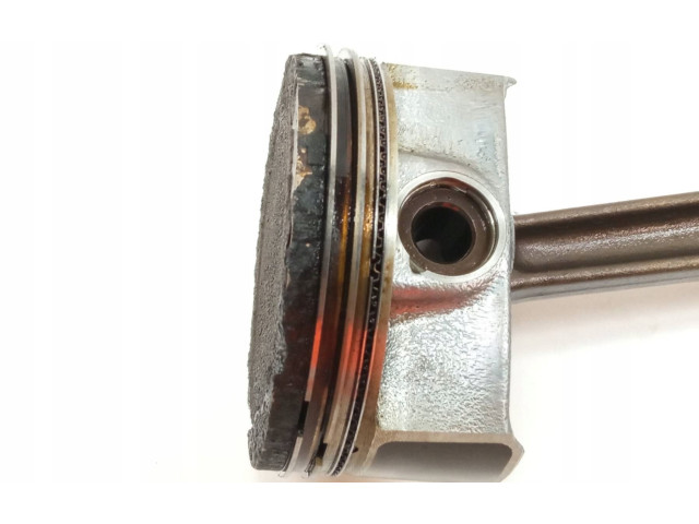  Поршень с шатуном  7493A, MPI  Skoda Fabia Mk3 (NJ)  