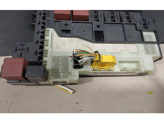 Pojistková skříňka P7700411318C Renault Clio II