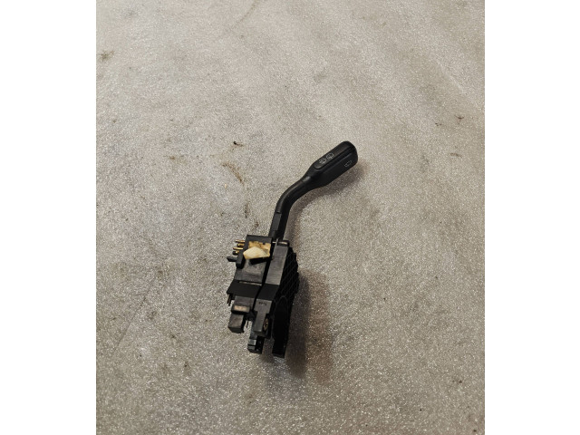 Ручка стеклоочистителей Audi A6 S6 C4 4A