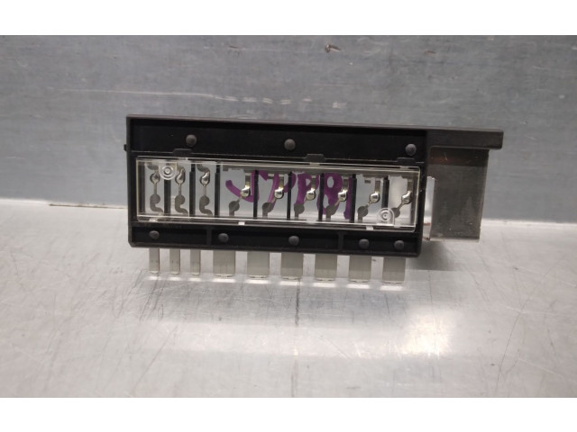 Блок предохранителей 1898009632   KIA Xceed    