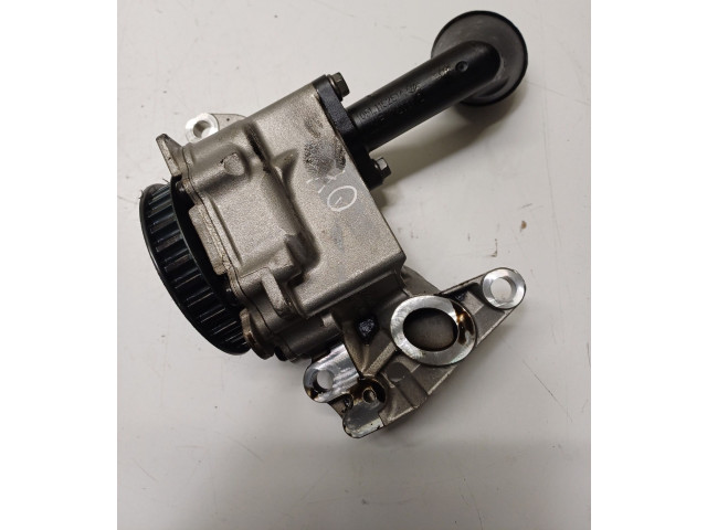 Поршень Масляный насос 05L115103F Volkswagen Golf VIII