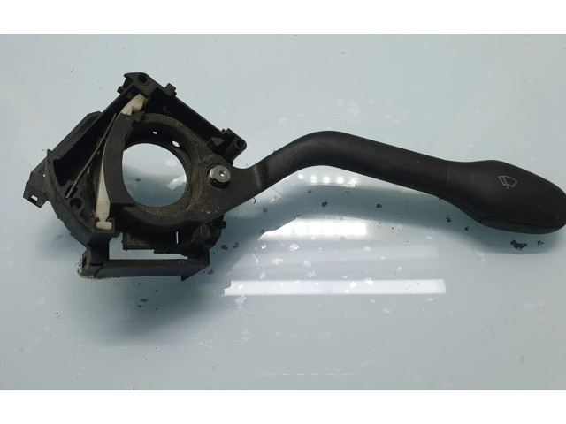 Ручка стеклоочистителей 1H6953503F   Volkswagen Golf III    