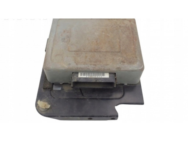 Блок управления коробкой передач P30824403 Volvo S40, V40