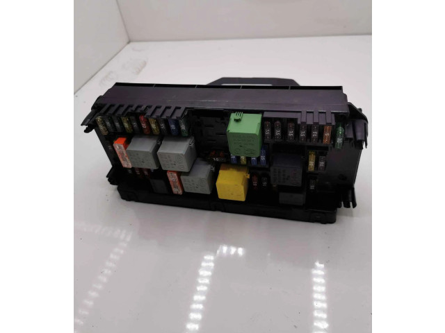 Pojistková skříňka A2129003514, A2129015204 Mercedes-Benz C W204 2012