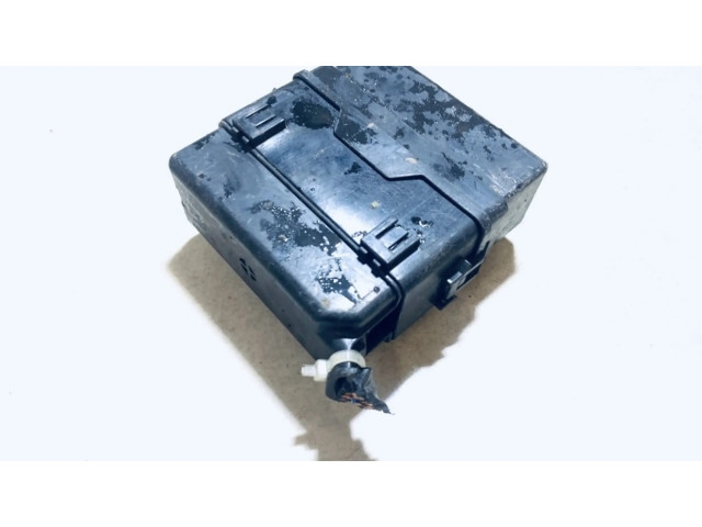 Блок предохранителей Mitsubishi Outlander