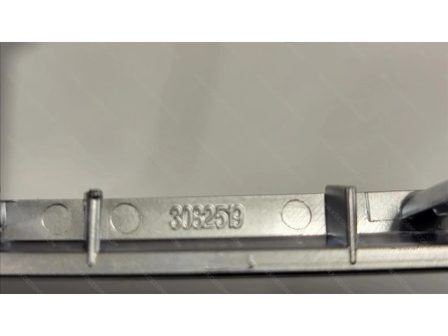 Volant BMW 2 F46 2016 32306872558