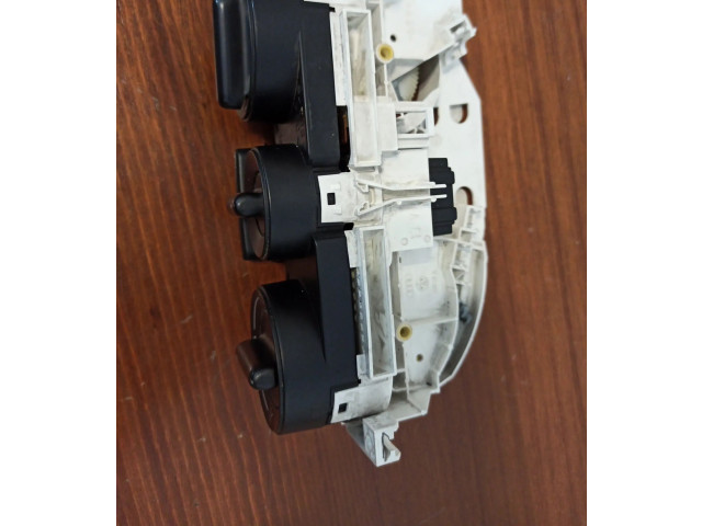 Блок управления климат-контролем 1C0819045D   Volkswagen New Beetle
