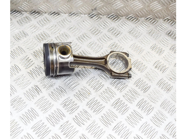 Píst 03G107065J, 038198401D Volkswagen PASSAT B6 pro naftový motor 2.0 BKP