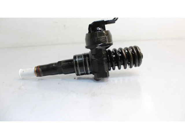 Форсунка 0414720215    Volkswagen Polo IV 9N3  AXR 