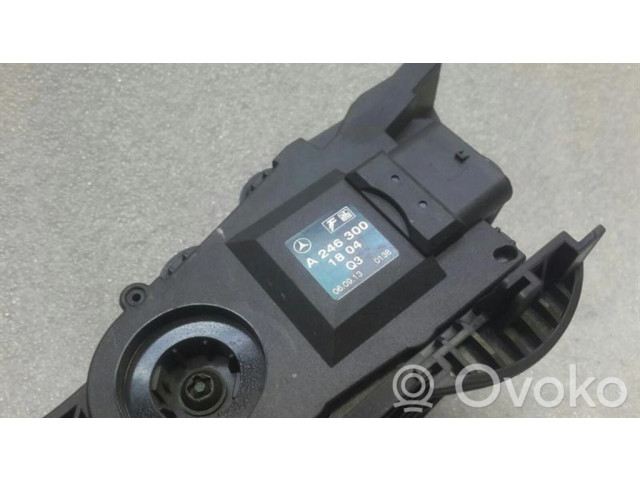 Педаль акселератора