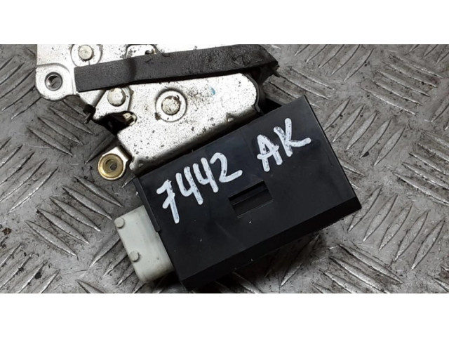 Задний замок