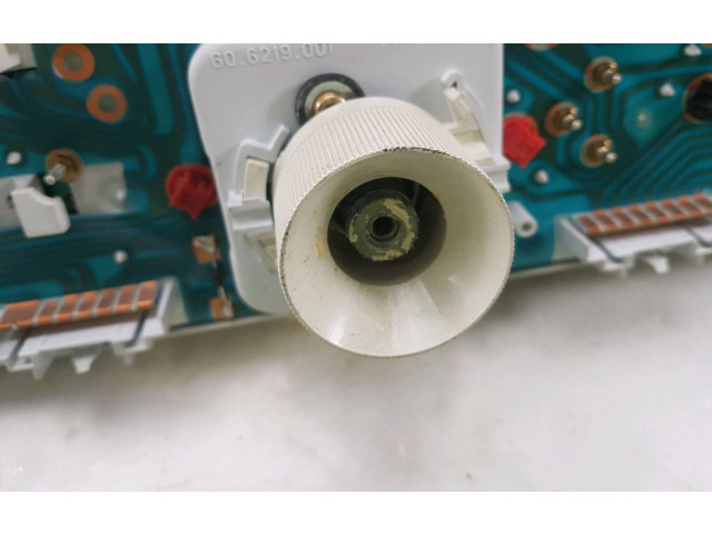 Pojistková skříňka Спидометр (приборный щиток) 46542543 Fiat Punto (176) 1999