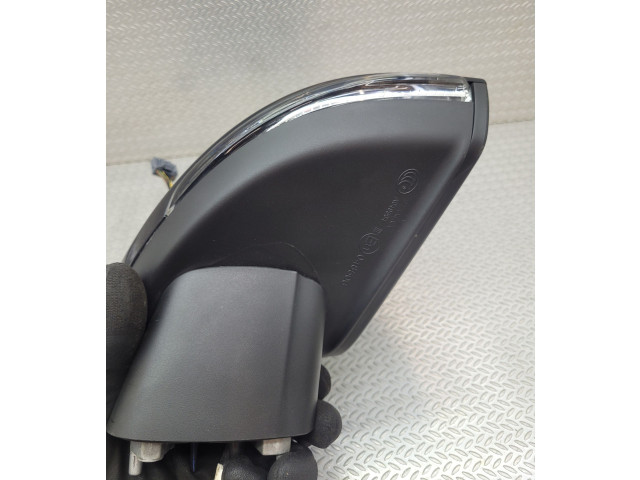Зеркало электрическое Volvo XC40 - года