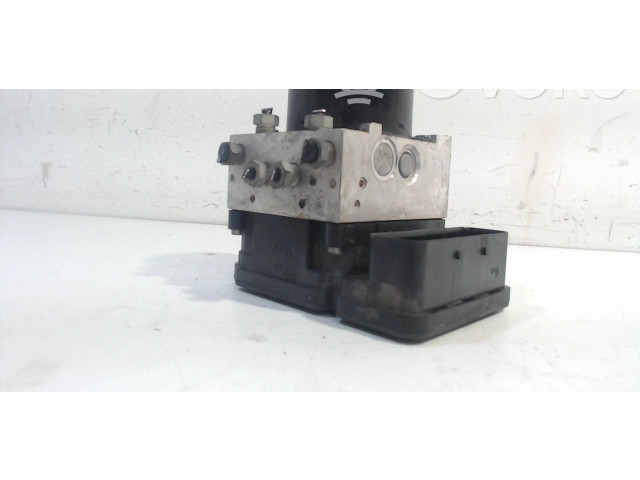 Блок АБС    Volvo  S60  2011 - 2013 года