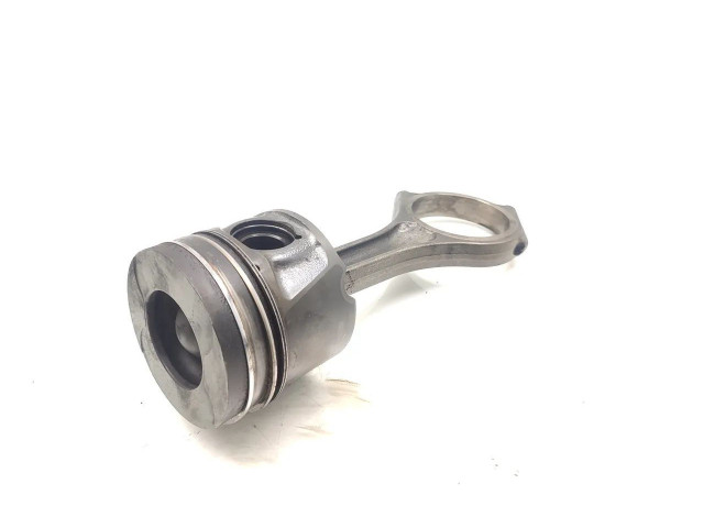  Поршень с шатуном 276DT 276DT  Land Rover Discovery 3 - LR3  