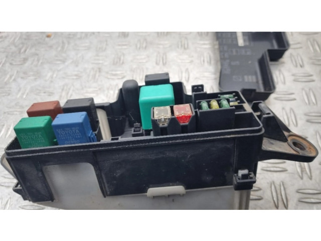 Pojistková skříňka 8965417030, 2763XA1 Toyota MR2 (W30) III 2001