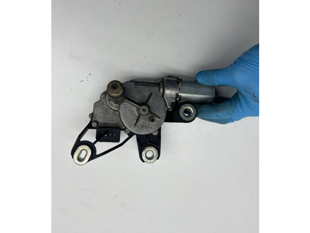 Моторчик заднего дворника 1T0955711D, 390201869    Volkswagen Caddy