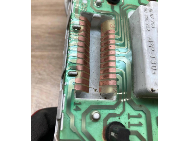 Přístrojová deska Opel Corsa B 1993 87001296, 90386325