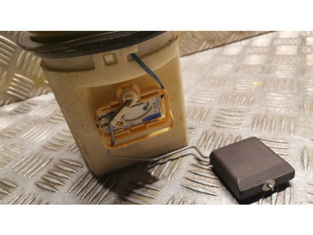 Насос топлива (в топливном баке)