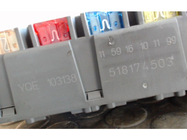 Блок предохранителей  YQE103138   Rover 75    