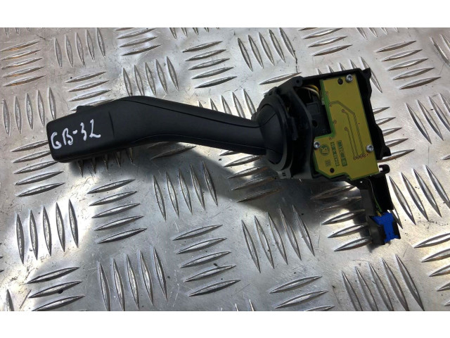 Ручка стеклоочистителей 1K0953519   Volkswagen Touran I