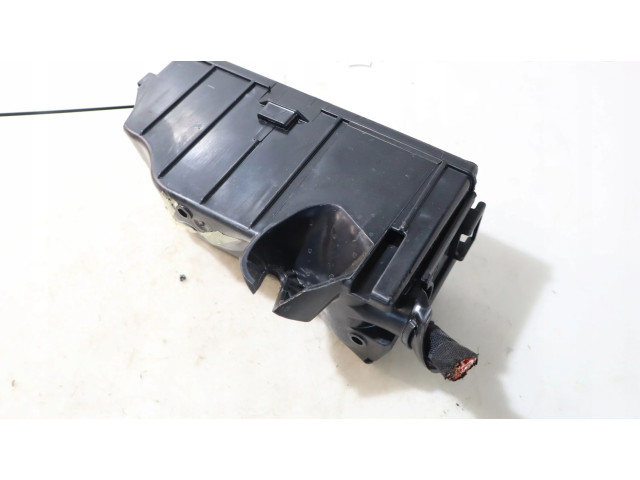 Блок предохранителей     Skoda Scala    