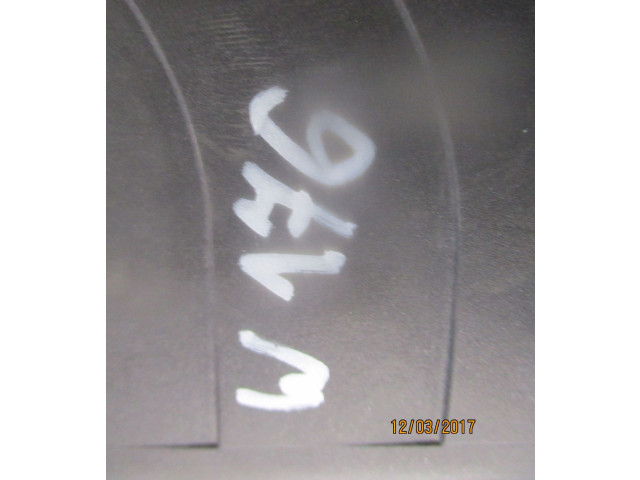 Блок предохранителей    Mercedes-Benz A W176