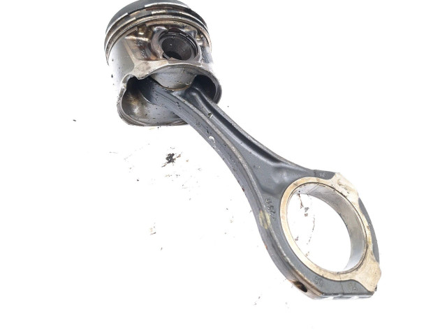 Píst Mercedes-Benz C W204 OM 642.961