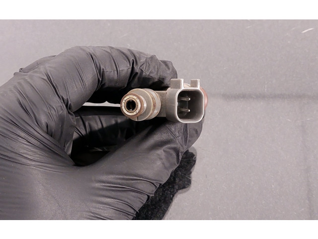 Форсунка YF1EA2C3340 Ford Taurus