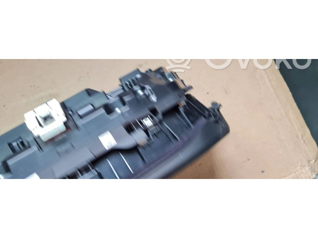 Панель приборов 83A920700B, 93992020   Audi Q3 F3       