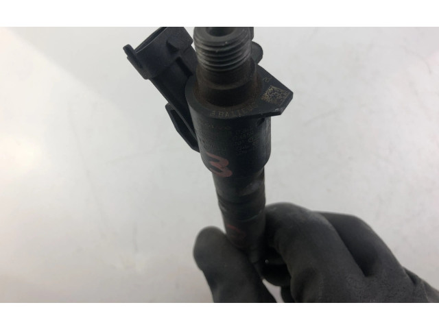 Форсунка 31303238 Volvo V60