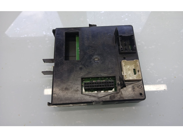   Pojistková skříňka 8200316854, 8200316854G   Renault Espace -  Grand espace IV 2002