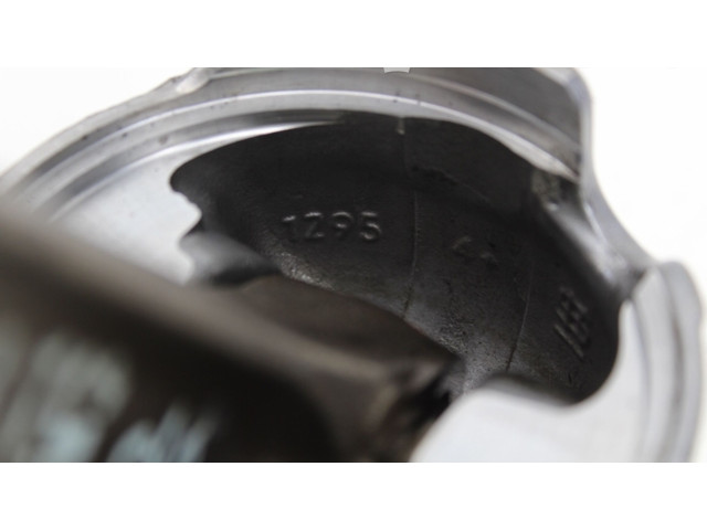 Поршень с шатуном RHY Citroen Xsara