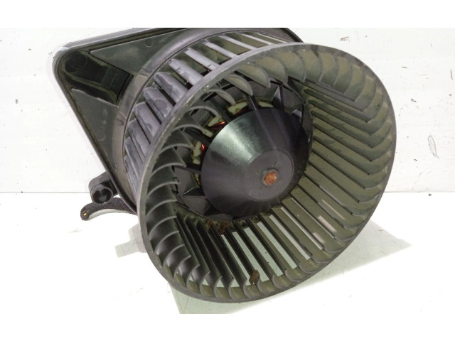 Вентилятор печки 8E1820021E Audi A4 Allroad