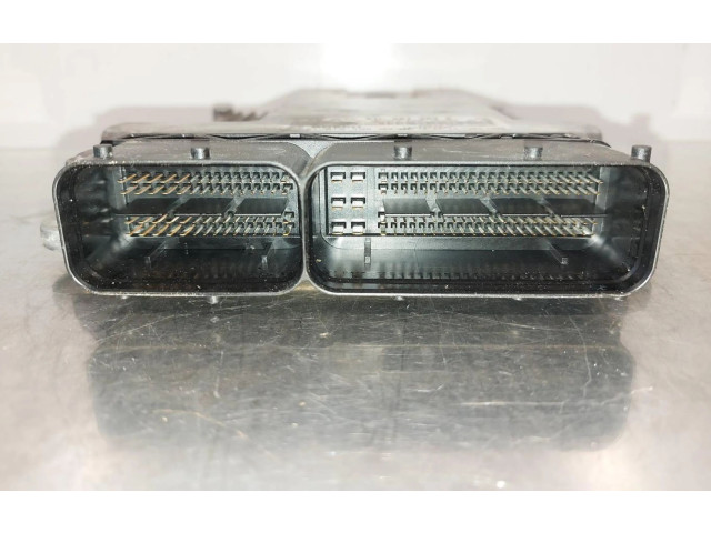 Блок управления двигателем Блок управления 04L907309D Skoda Octavia Mk3 (5E)