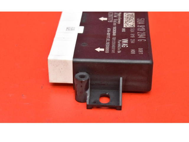 Блок управления двигателем ECU 5QA919294G, 5QA919294G Skoda Octavia 985