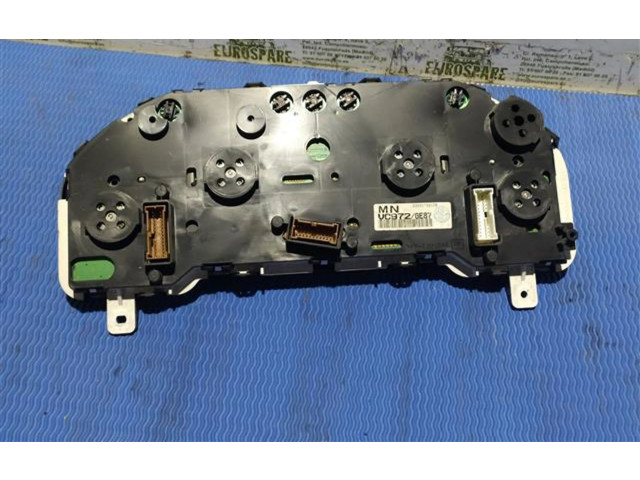 Přístrojová deska Nissan Patrol 260 1989