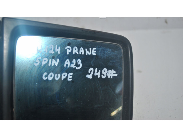 Zpětné zrcátko Mercedes-Benz E W124 2012