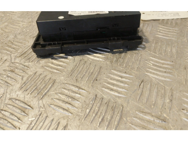 Блок комфорта Peugeot 2008 I