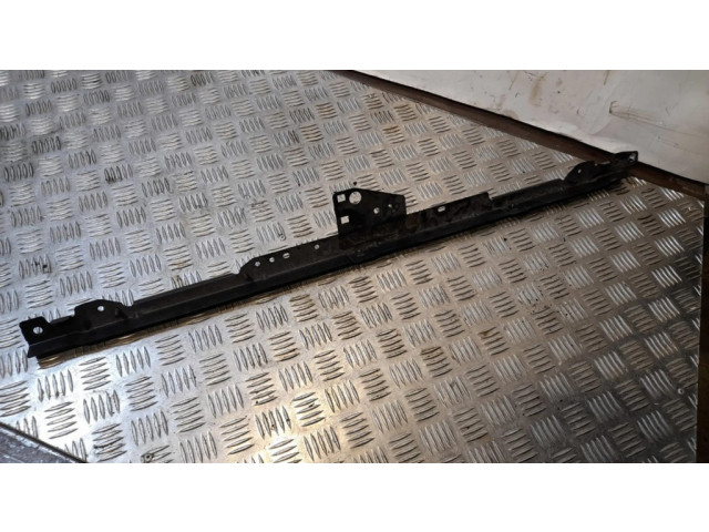 Другая деталь отсека двигателя