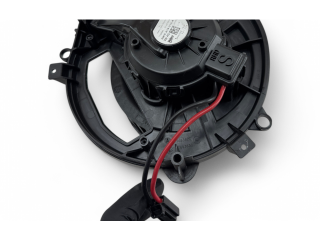 Вентилятор печки 5WC819015A, T72368C Audi Q2 -