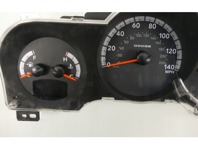 Панель приборов    Dodge Nitro       